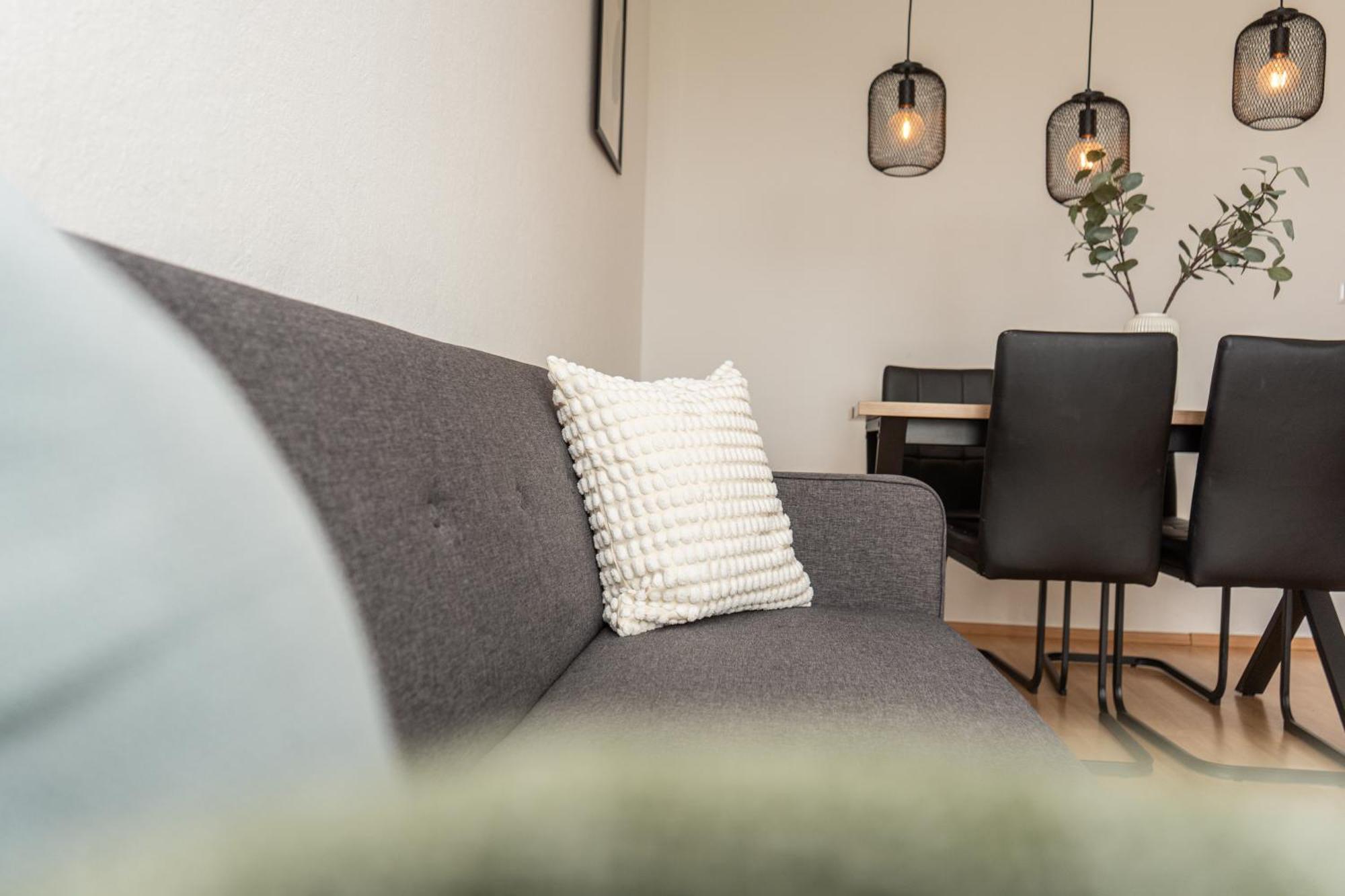 Unique - 2 Bedrooms - Balcony - Kitchen BRE Екстериор снимка